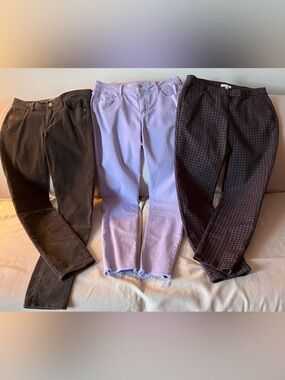 Bundle of 3 Pairs Women’s Jeans/Casual Pants